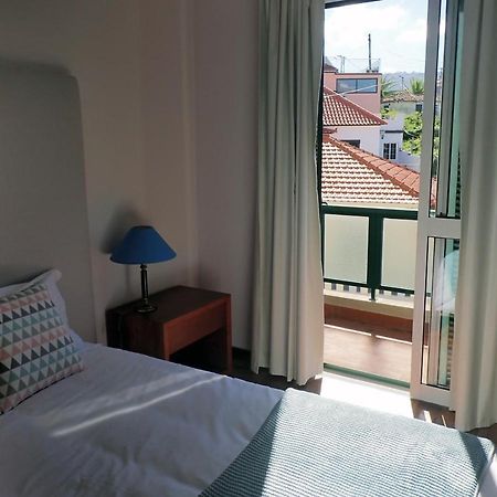 Funchal Petrolhead Apartment Bagian luar foto